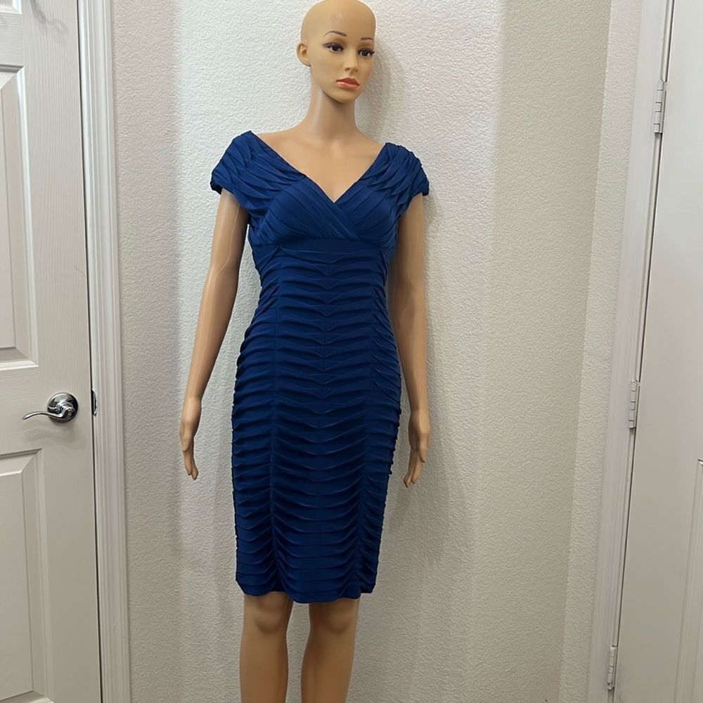 Andre Oliver Dress Sz 4 Cobalt Royal Blue Dress V Neck Cap Sleeve Slimming Midi